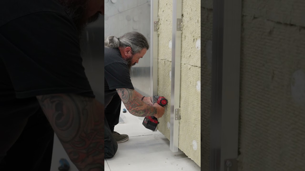 Ultralight Façade Installation