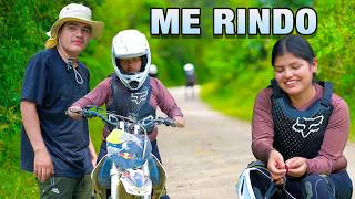 Aprendiendo a manejar moto por primera vez Salió mal.- NATHALIA