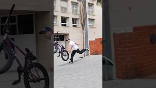 Amazing performance on one Of the famous BMX street spots in Barcelona #bike #bmx #mtb