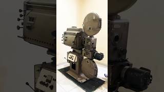 Beautiful India 🇮🇳 “The Magic of Old Cinema Projectors – Remember This?”#projector#cenema#viral