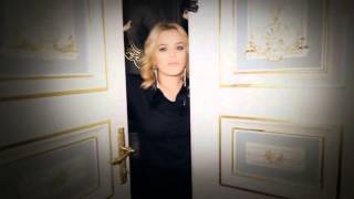 Reyhan Karaca - Yüz Yıldır Yalnızım Official Video Klip (Yeni 2013)