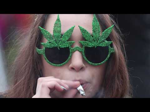 mayor-nenshi-comments-on-cannabis-use-bylaw