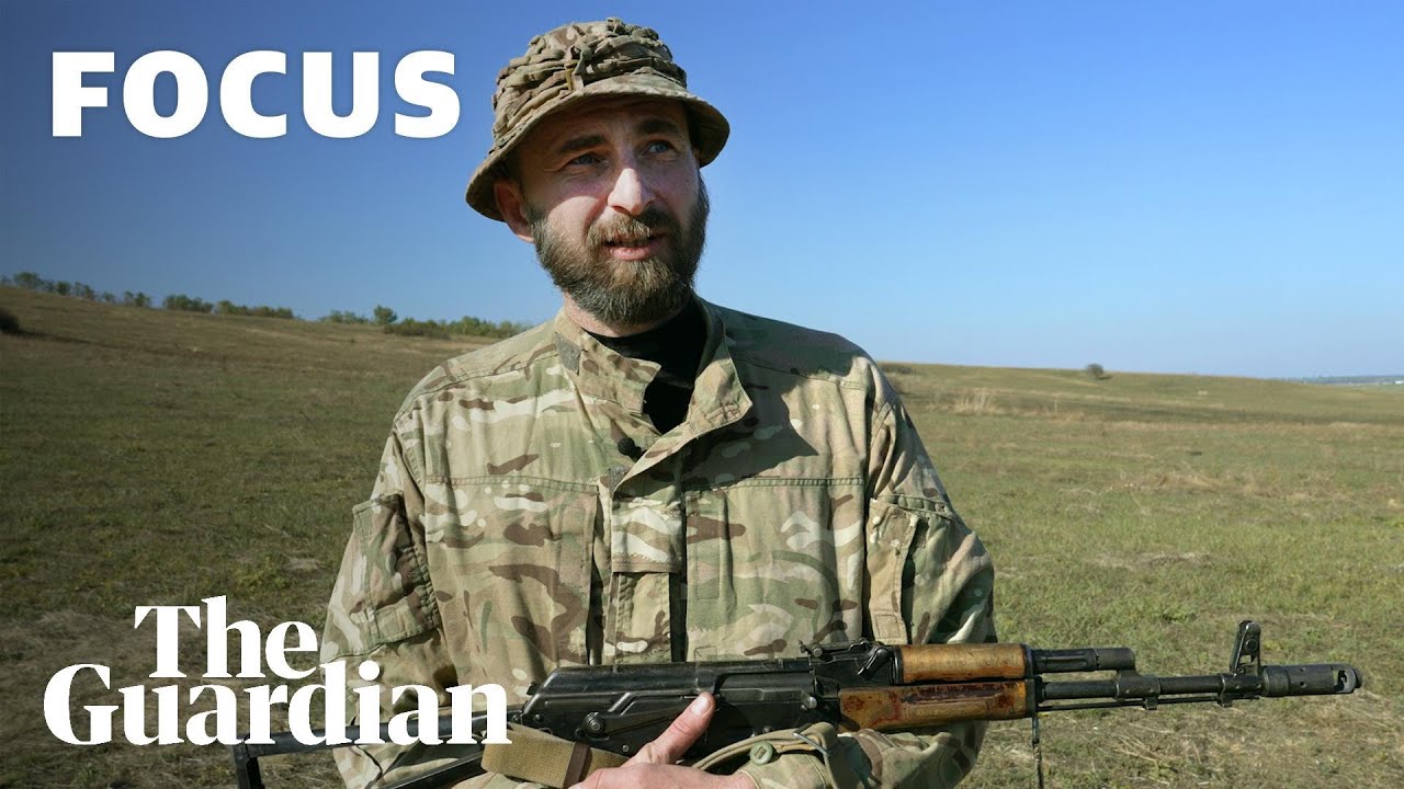 Film backdrop image for The Ukrainian soldier reunited with his family for Christmas (2023)