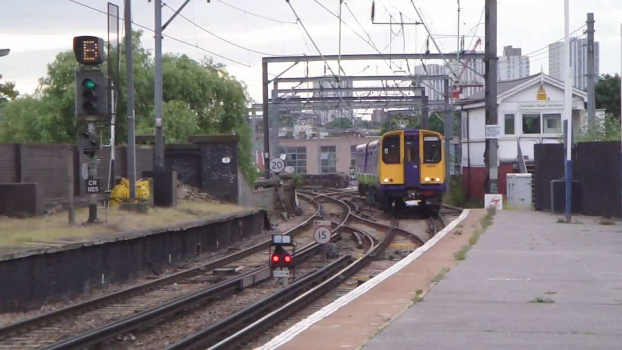 Camden Road Overground 19 June 2009