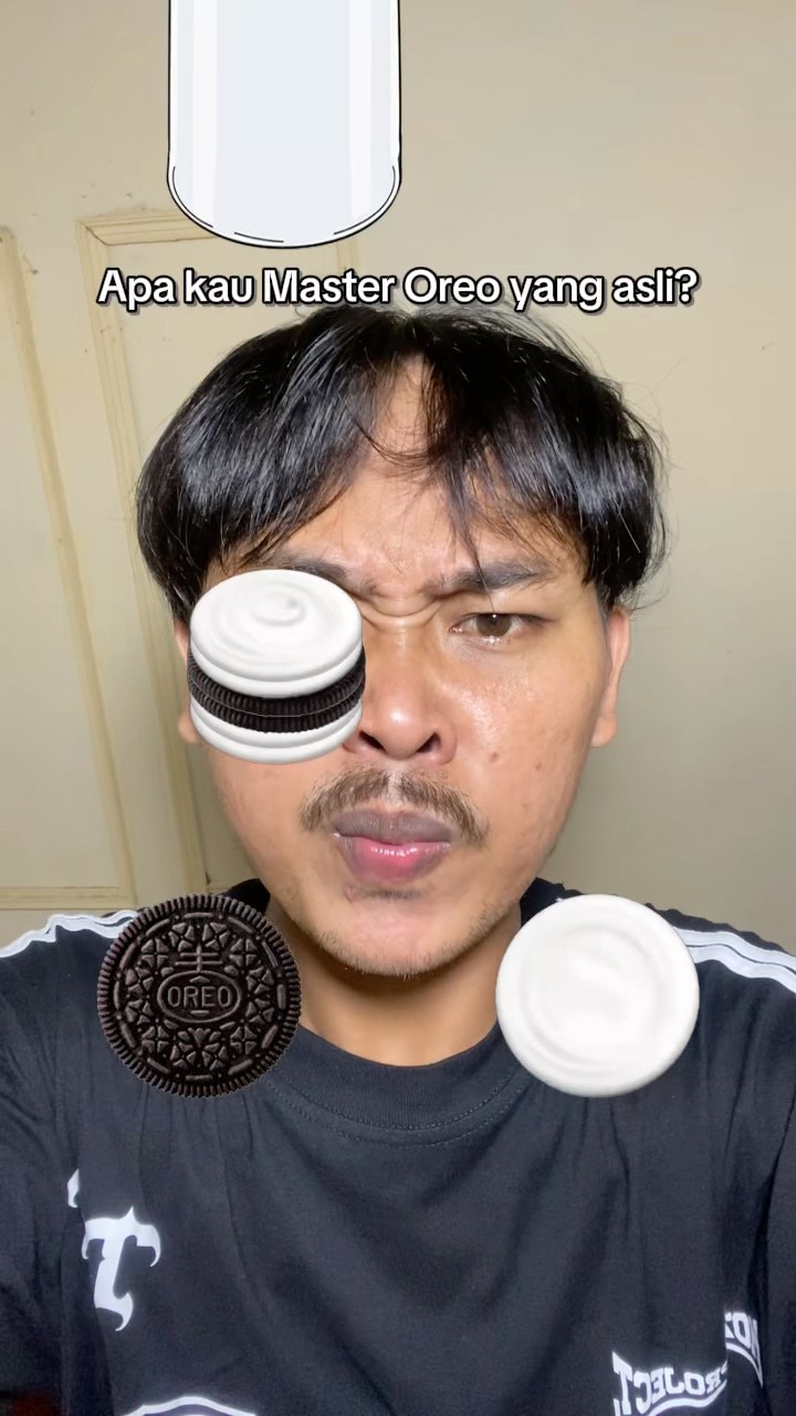 OREOREニコニコ　 BLACK AND WHITE OREO IS DELICIOUS #shorts - YouTube