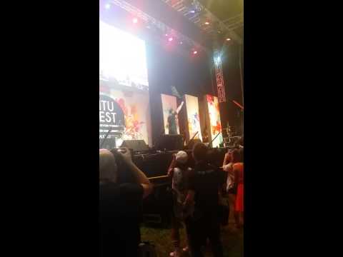 Kang Gary & Jung In in SINGAPORE NTUFEST2014