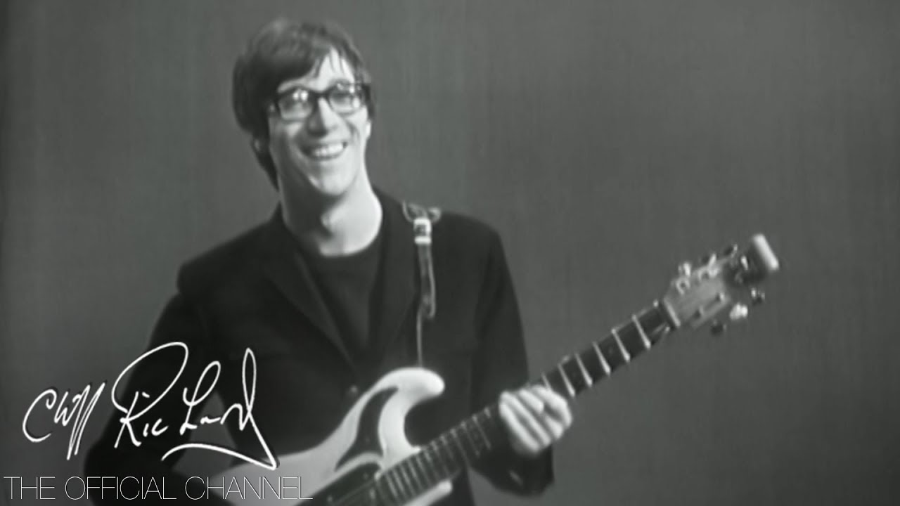 Hank Marvin from The Shadows - Shooting Star (Thunderbirds Are Go 