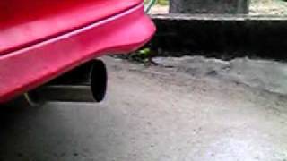 ホンダ赤フィットGD系　ショップオリジナル砲弾型マフラー