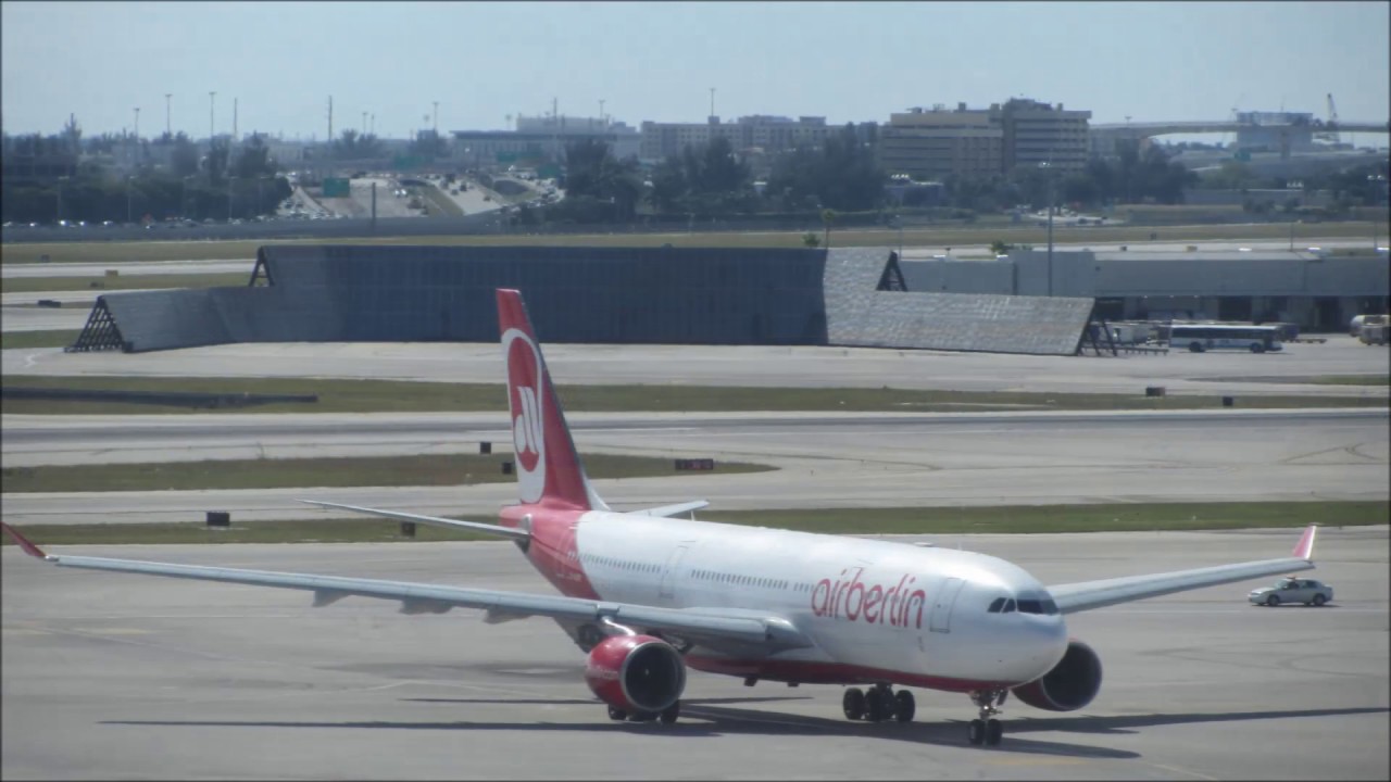 Lufthansa Airbus A380-800 flight from Miami(MIA) to Frankfurt/Main(FRA) airport HD/3D