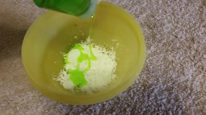 Slime with only cornstarch and dawn dish soap !