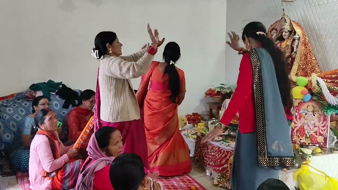 तु रदीं कद्दूखाल का .......सुरकंडा भवानी 🙏