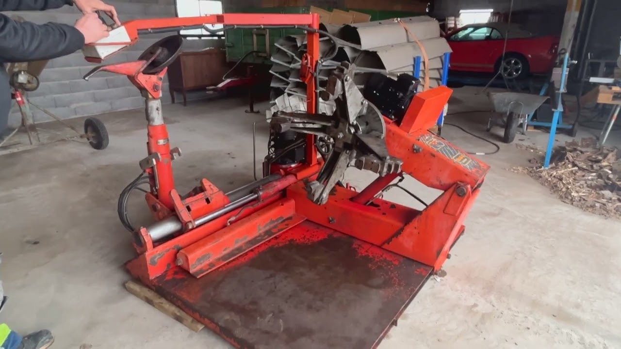 Däckmaskin MF TBE 48-R Deluxe