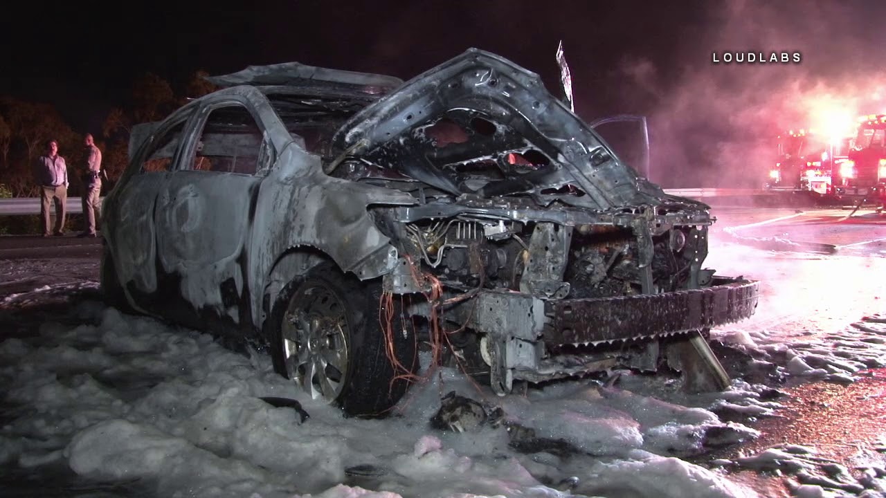 stringers shack Rollover Traffic Collision Causes Fire Eagle Rock 4.15.19