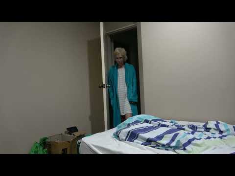 2019-11-08 Mum Saying Goodnight