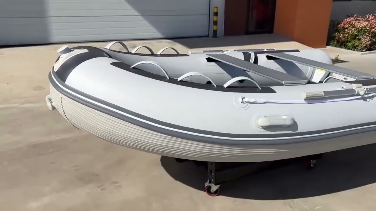HUIHAO Inflatable Boat Aluminum Floor Boat 3.3 m Boat for Wholesale Popular in Russia
