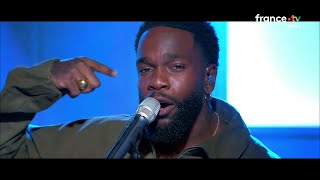 “Girlfriend” Par Tayc En 