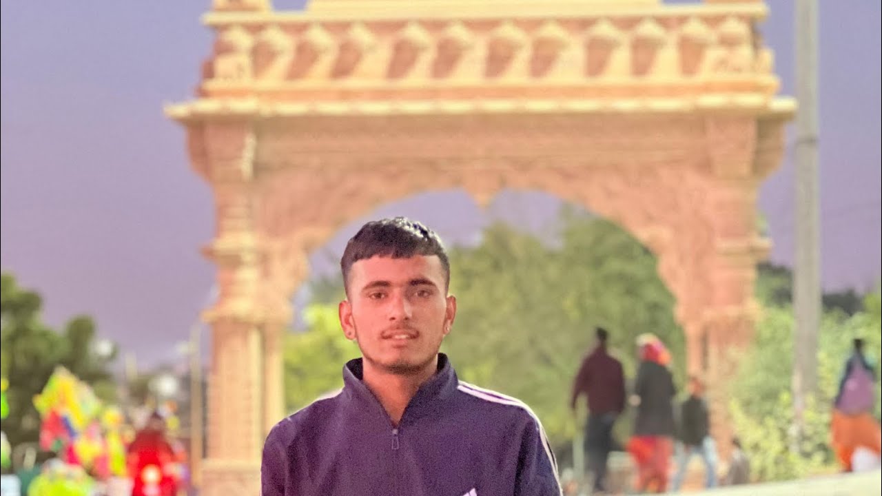 कैसे कैसे पक्षी हैं 🥰😱