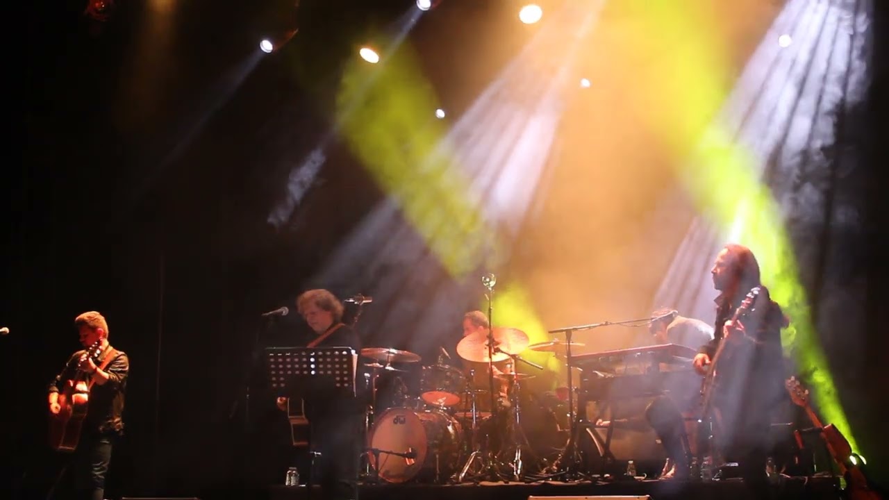 Concerto da Banda UHF no Centro Cultural de Carregal do Sal - 13abril2025