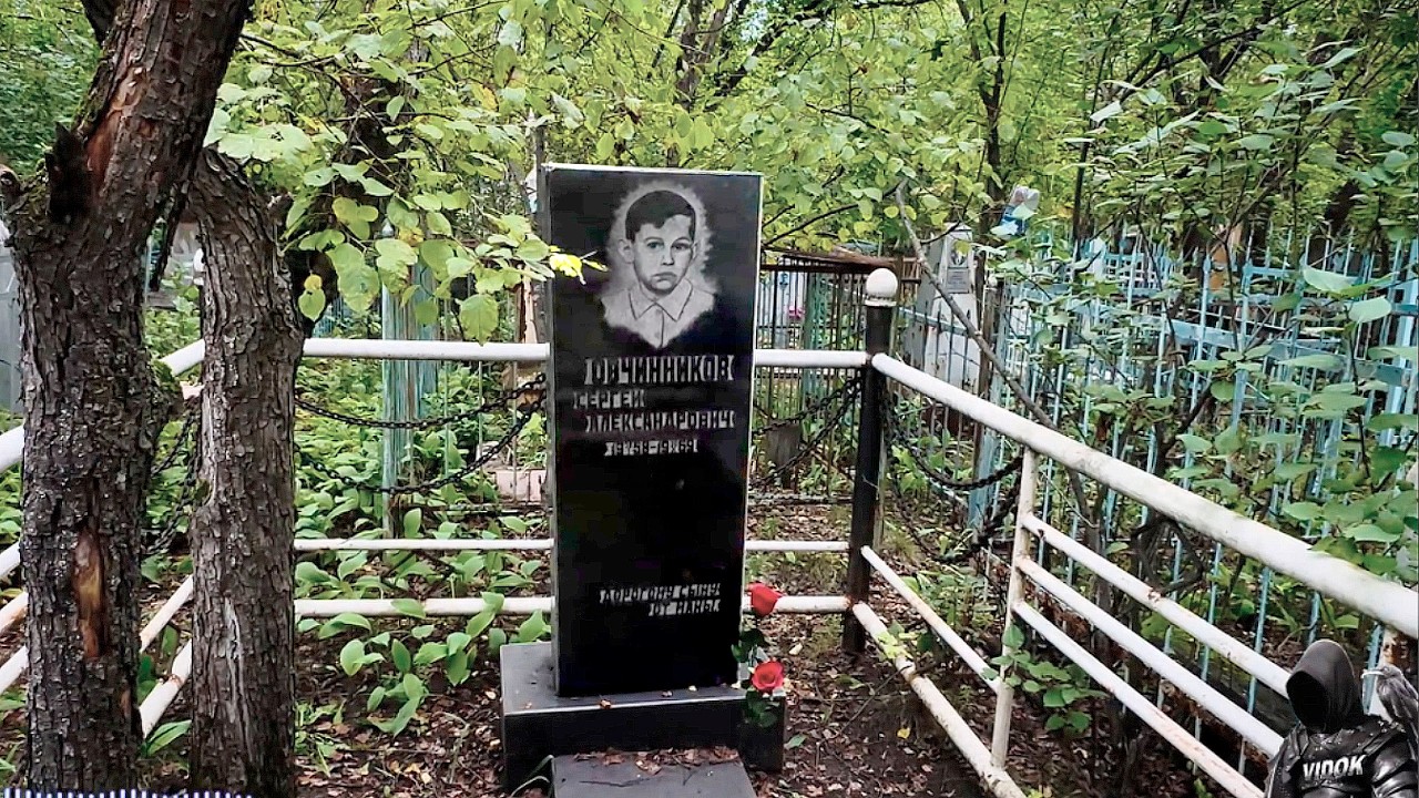 МОГИЛА, ОТ КОТОРОЙ ХОЛОД ВНУТРИ… Я ПОЧУВСТВОВАЛ ПРИСУТСТВИЕ СТРАХА — ЗАРОСШЕЕ КЛАДБИЩЕ | ЭГФ / ФЭГ