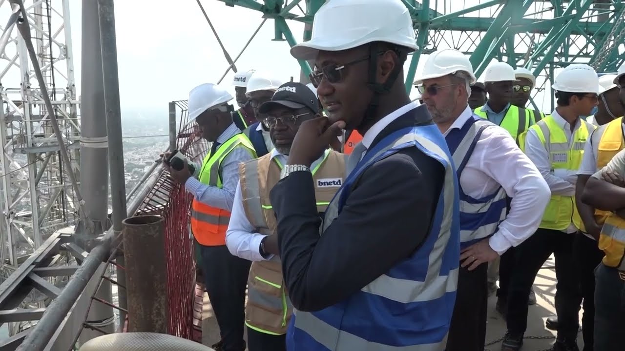 Les chantiers de l’immeuble Sebroko et des Tours C et F visités par le ministre de l’Urbanisme