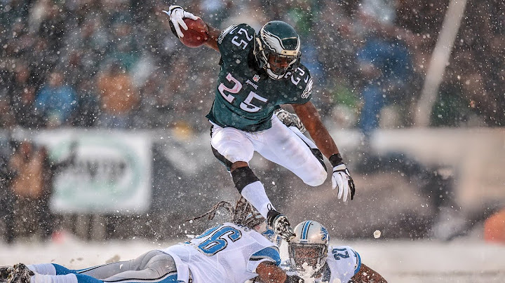 LeSean McCoy's Most Electric Eagles Highlights