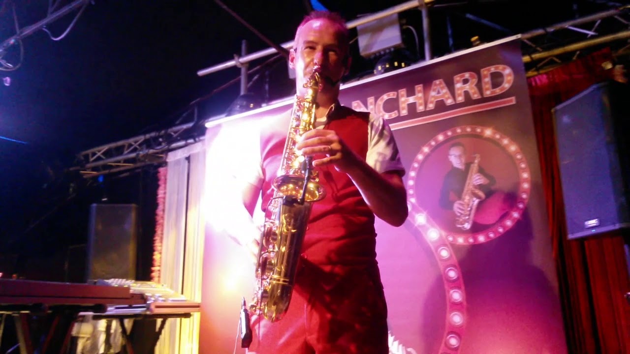 Mikaël Blanchard -  Et tu tournes