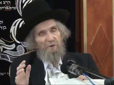 מרן הרב שטיינמן זצ"ל בשיעור לתלמידים בישיבת ראשון לציון