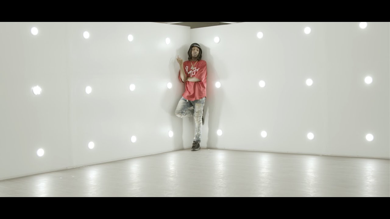 Mason Groovy - Dodgin (Official Music Video)