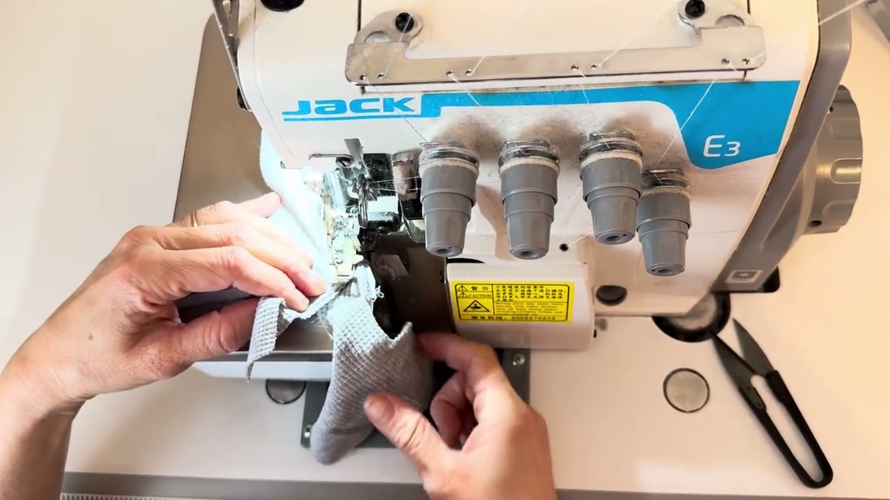 Пошив одежды для кукол шорты и Майка