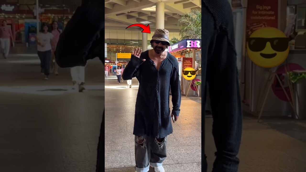 Lord Bobby Deol affordable hat price||