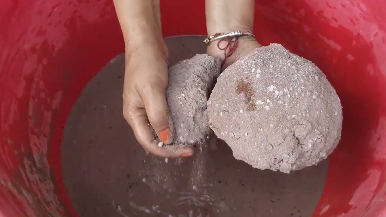 Asmr - red dirt with white concrete crumbling in water 💦💦💦