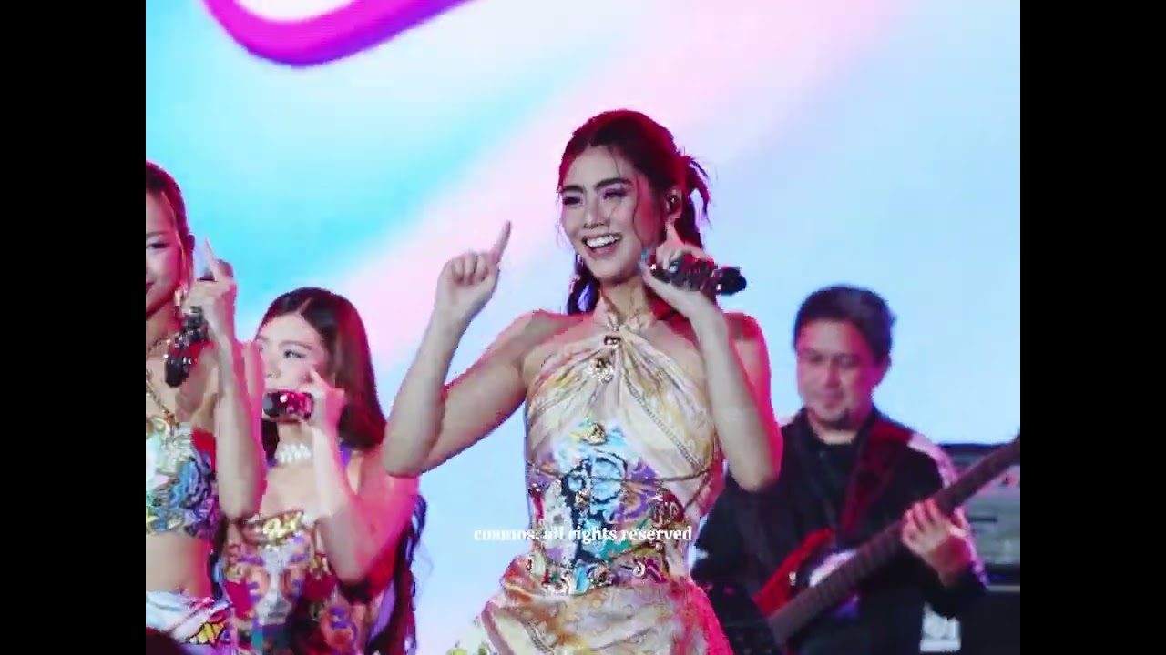 260208 BINI Lagi x I Feel Good - Mikha Fancam | Wonderful Moments Music Festival