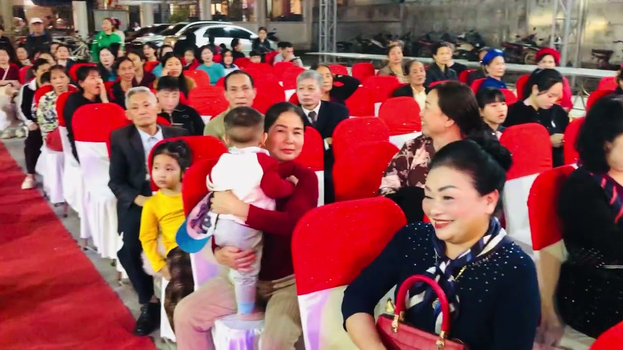 Khai Mac giao lưu văn nghệ chua nam thiên xã nha nam 2026 