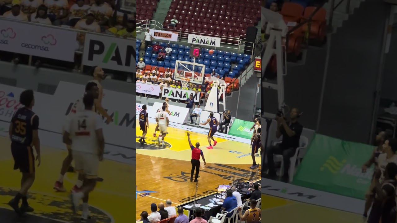 Geronimo completa la jugada #metrosdesantiago