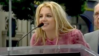 Download Lagu Britney Spears getting a star in Hollywood 2003 MP3