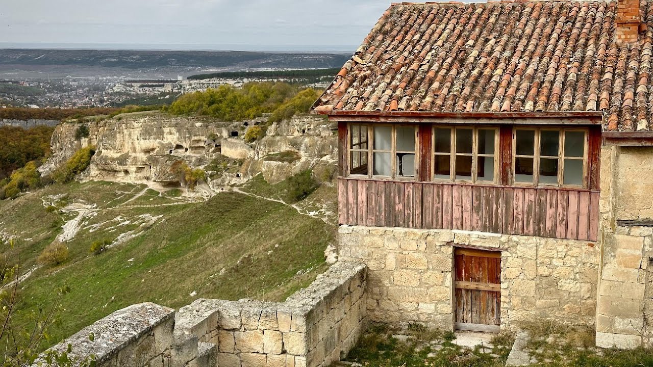 Chufut-Kale cave town in Bakhchisaray | Пещерный город ЧУФУТ-КАЛЕ в Бахчисарае