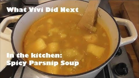 Spicy parsnip soup