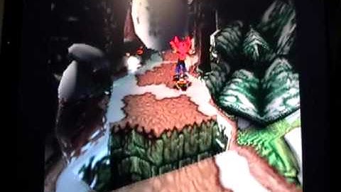 Crash Bandicoot 2: Cortex Strikes Back - 100% Playthrough - Part 4 - Boulder Troubles