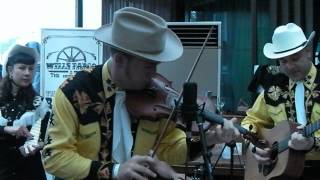 Wheels Fargo & The Nightingales - Ugly & Sloutchy