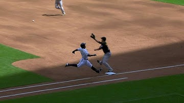 PIT@MIL: Call at first overturned on review in 3rd