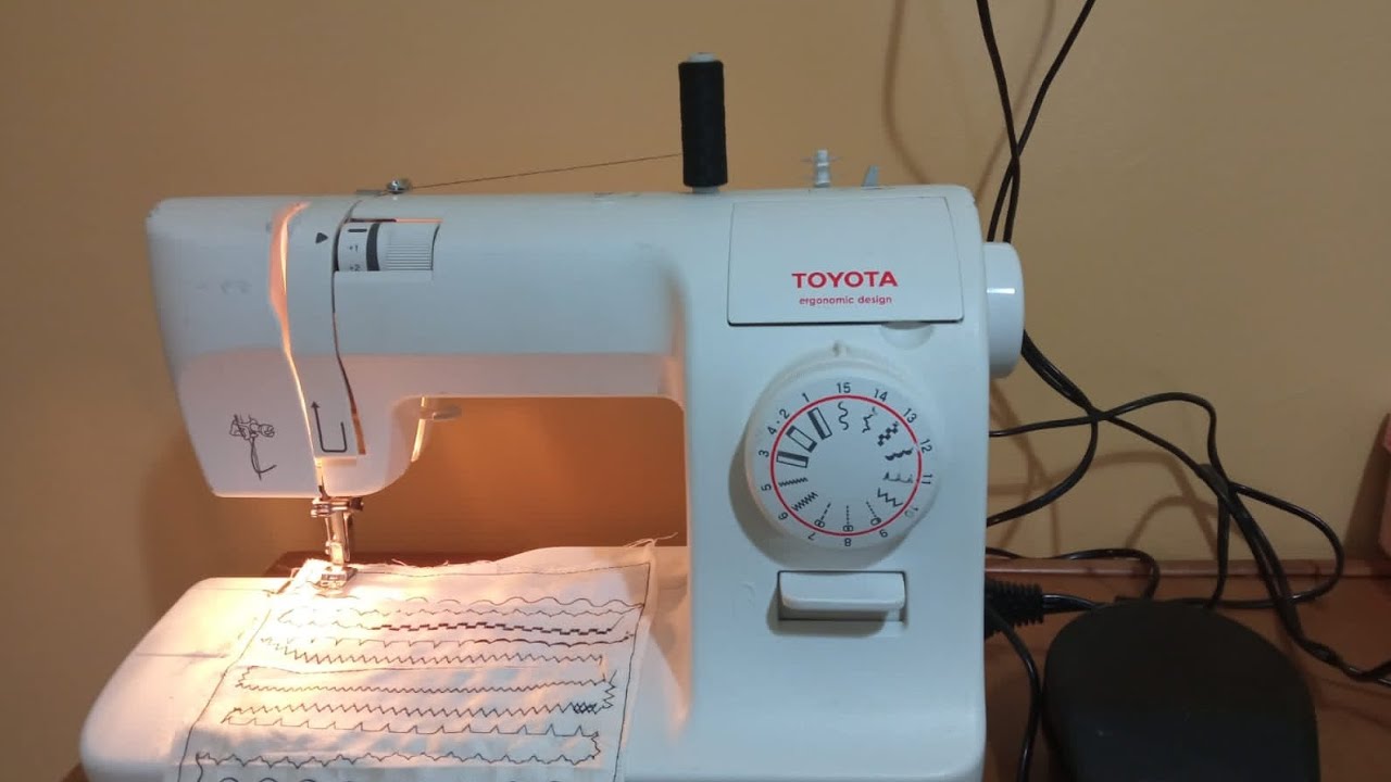 الة خياطة Toyota