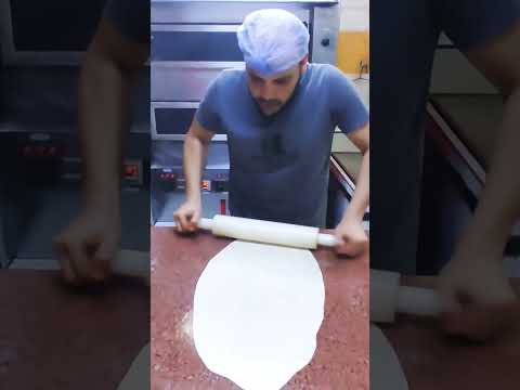 طريقه تهوية عجينة الفطير للمبتدئين تعليم فطير مشلتت شيف