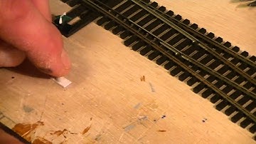 HO scale switching layout video 7.m2ts