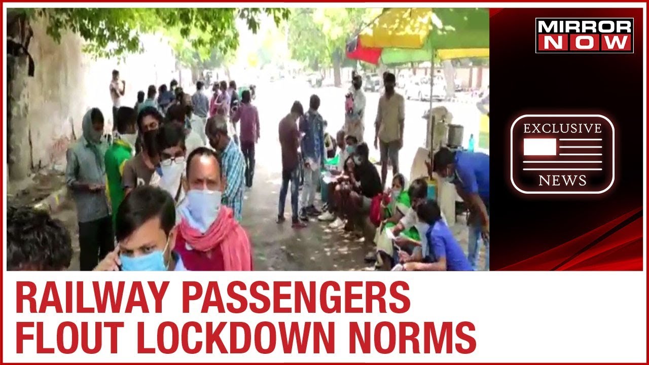 Passengers violate social distancing norms at Delhi