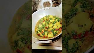 methi aalu banane ki recipe cooking food 