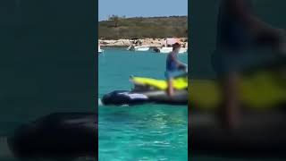 Ανήλικα χειριστές jet ski στο Διάπορο στη Βουρβουρού #Χαλκιδικής