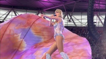 Taylor Swift Miss Americana & Cruel Summer Live @ The Eras Tour London Night 4