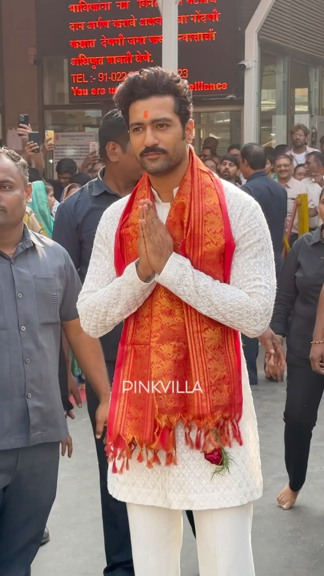 Vicky Kaushal SEEKS BLESSINGS at Siddhivinayak Temple ahead of Chhaava’s Trailer Launch? | #shorts