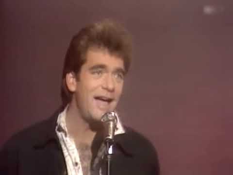 Huey Lewis And The News - Hip To Be Square (1986)