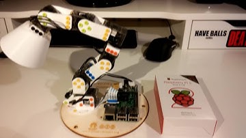 [EN] CERN Micro Club: "Codez la science avec le Raspberry Pi" - Kit Ergo Jr.
